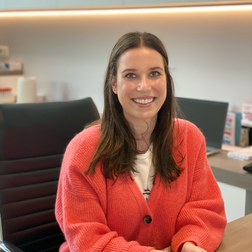 Dr. Chiara Jans